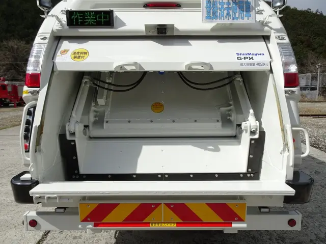 日野 レンジャー 2KG-GC2ABA(2WD)の写真12