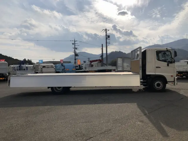 日野 レンジャー 2KG-FE2ACA(2WD)の写真19