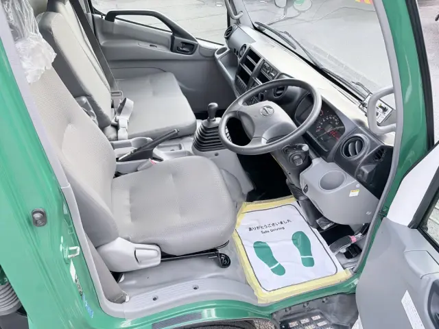 日野 デュトロ TKG-XZU700M(2WD)の写真4
