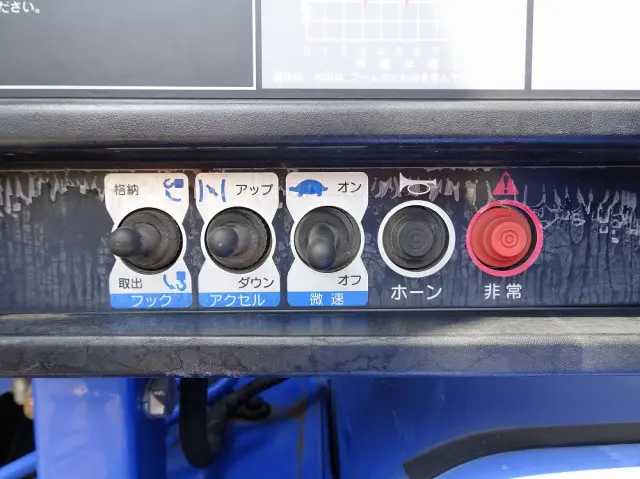 いすゞ フォワード LPG-FTR90S2(2WD)の写真19