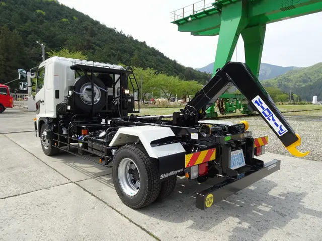 日野 レンジャー 2KG-FE2ACA(2WD)の写真2