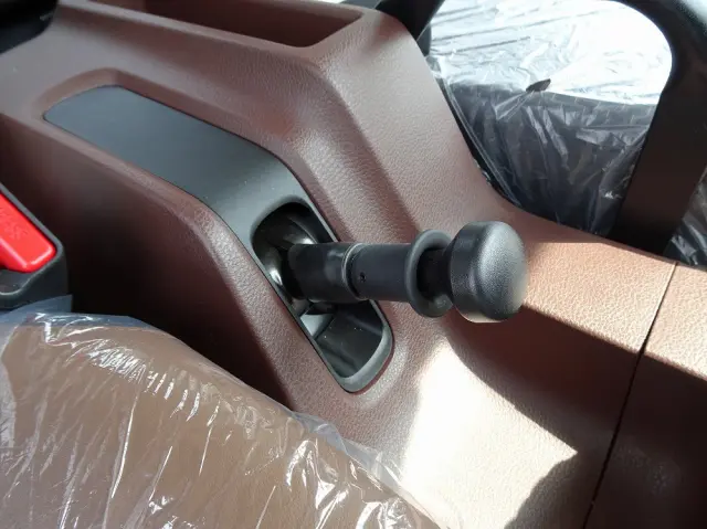 日野 レンジャー 2KG-FE2ACA(2WD)の写真38