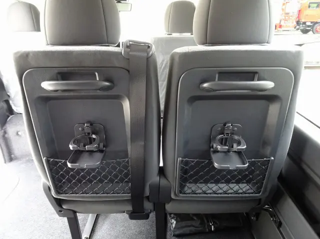 トヨタ ハイエースコミューター 3DF-GDH223B(2WD)の写真23