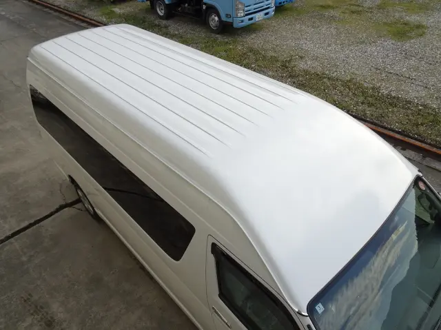 トヨタ ハイエースコミューター 3DF-GDH223B(2WD)の写真30