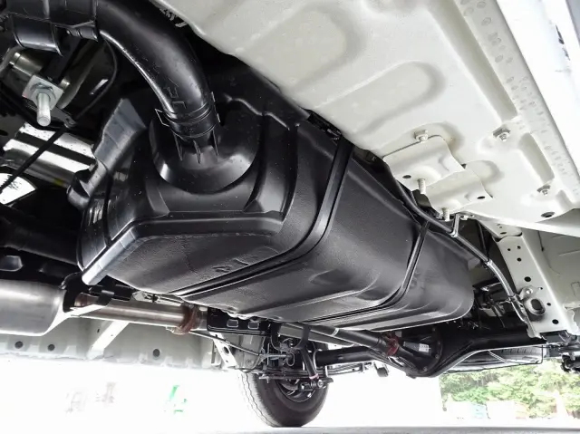 トヨタ ハイエースコミューター 3DF-GDH223B(2WD)の写真35