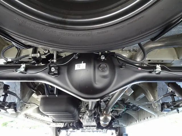 トヨタ ハイエースコミューター 3DF-GDH223B(2WD)の写真9