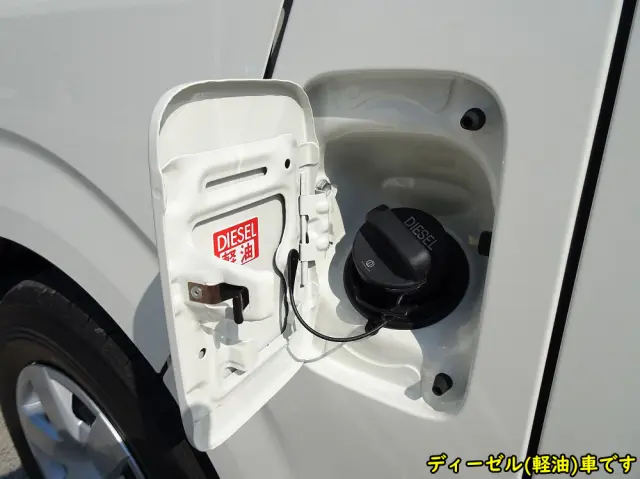 トヨタ ハイエースコミューター 3DF-GDH223B(2WD)の写真35