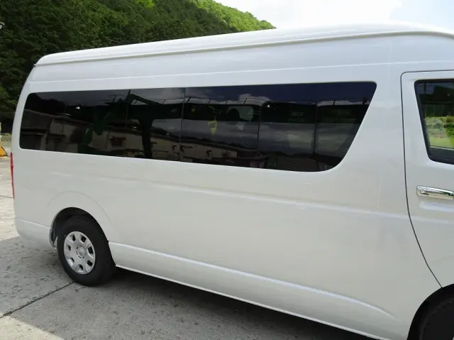 トヨタ ハイエースコミューター 3DF-GDH223B(2WD)の写真22