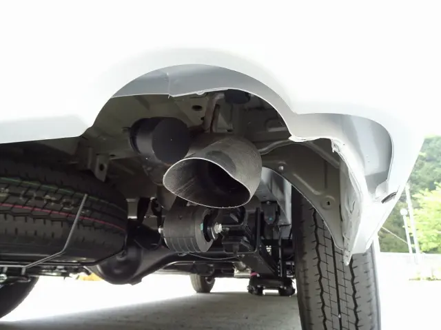 トヨタ ハイエースコミューター 3DF-GDH223B(2WD)の写真31
