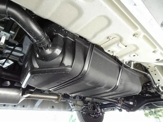トヨタ ハイエースコミューター 3DF-GDH223B(2WD)の写真33