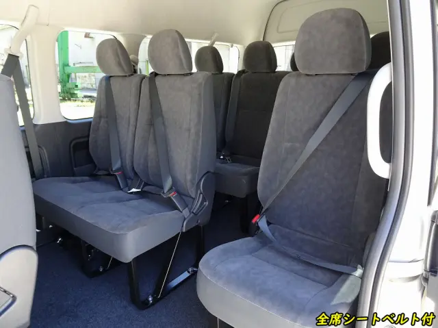 トヨタ ハイエースコミューター 3DF-GDH223B(2WD)の写真18