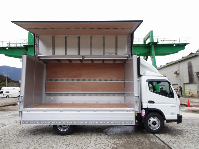 三菱 キャンター 2PG-FEB90(2WD)の写真19