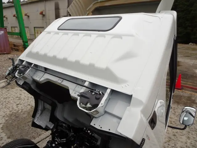 三菱 キャンター 2PG-FEB90(2WD)の写真28