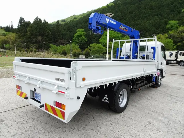 三菱 キャンター 2PG-FEB90(2WD)の写真2