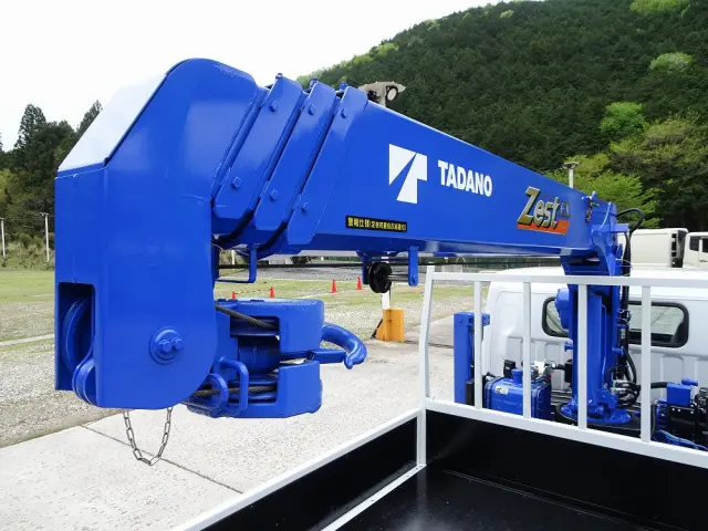 三菱 キャンター 2PG-FEB90(2WD)の写真14