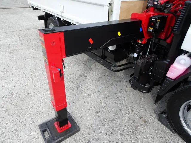 三菱 キャンター 2PG-FEB90(2WD)の写真14