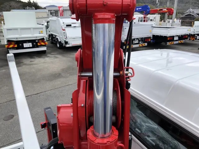 三菱 キャンター 2PG-FEB90(2WD)の写真16