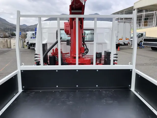 三菱 キャンター 2PG-FEB90(2WD)の写真22