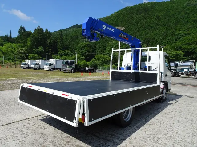 三菱 キャンター 2PG-FEB90(2WD)の写真2