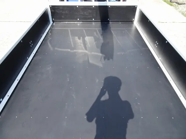 三菱 キャンター 2PG-FEB90(2WD)の写真8