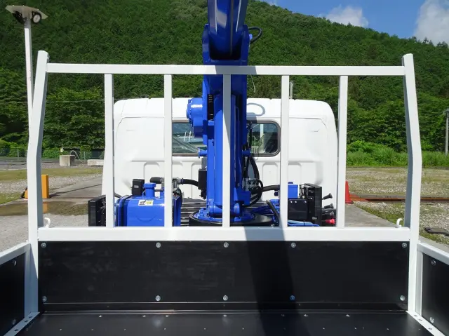 三菱 キャンター 2PG-FEB90(2WD)の写真23