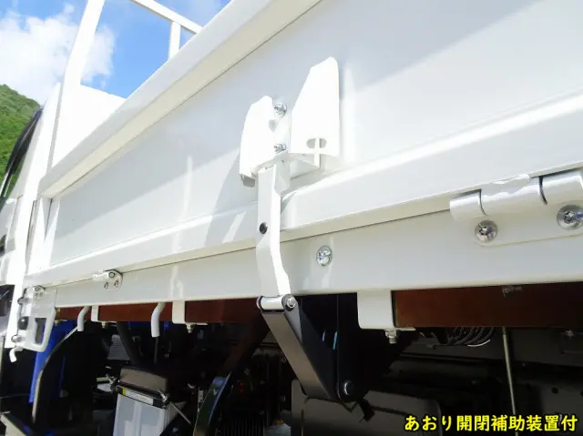 三菱 キャンター 2PG-FEB90(2WD)の写真26