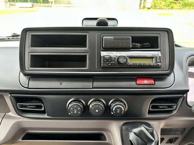 三菱 キャンター 2RG-FEAV0(2WD)の写真40