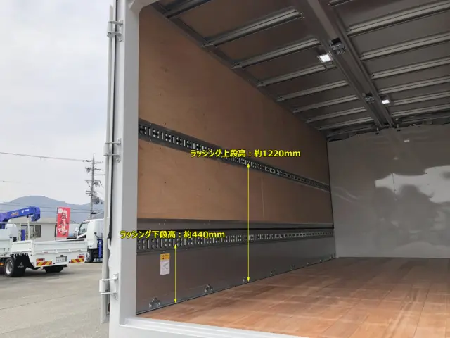 三菱 キャンター 2PG-FEB90(2WD)の写真11