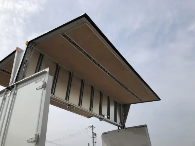 三菱 キャンター 2PG-FEB90(2WD)の写真20