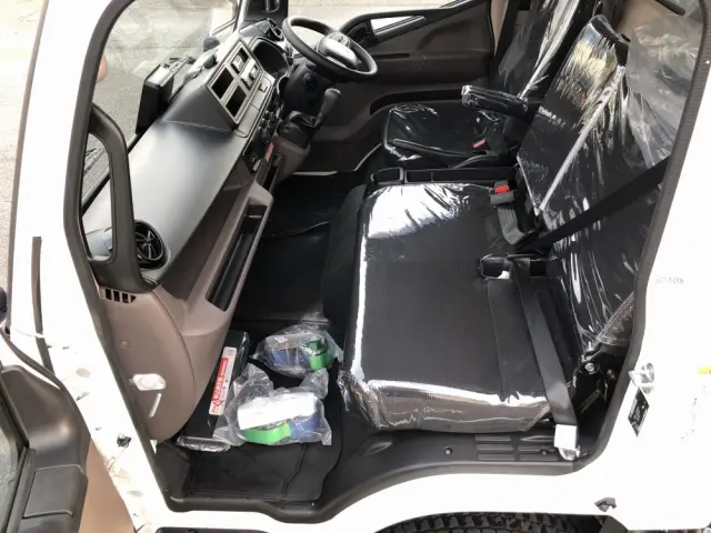 三菱 キャンター 2PG-FEB90(2WD)の写真36