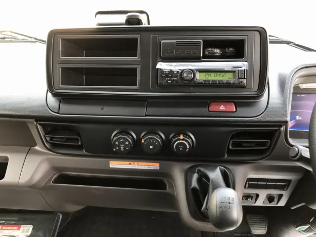 三菱 キャンター 2PG-FEB90(2WD)の写真40