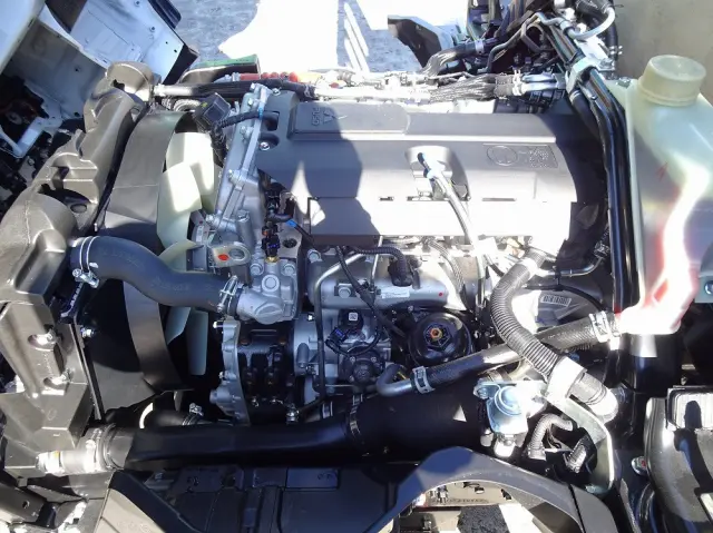 三菱 キャンター 2RG-FBAV0(2WD)の写真10