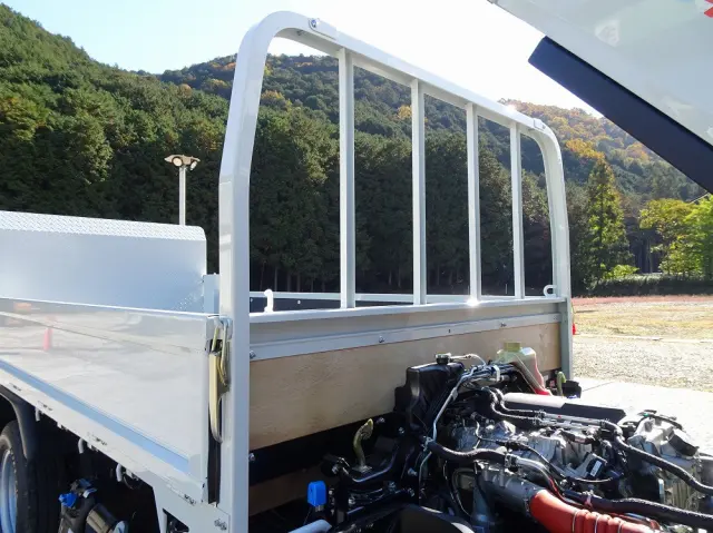 三菱 キャンター 2RG-FBAV0(2WD)の写真27