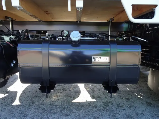 三菱 キャンター 2RG-FBAV0(2WD)の写真32