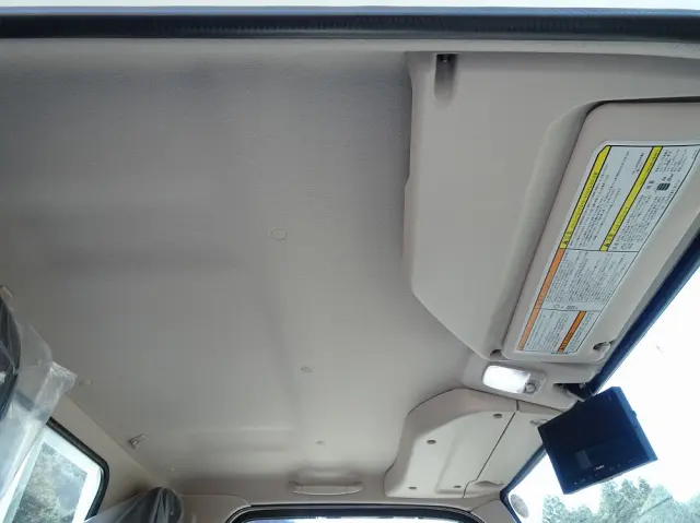 三菱 キャンター 2RG-FBAV0(2WD)の写真40