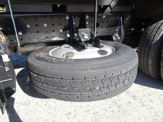 三菱 キャンター 2RG-FBAV0(2WD)の写真45