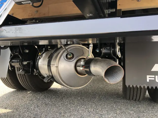 三菱 キャンター 2RG-FBA20(2WD)の写真31