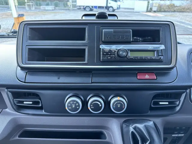 三菱 キャンター 2RG-FBAV0(2WD)の写真32
