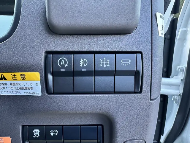 三菱 キャンター 2RG-FBAV0(2WD)の写真34