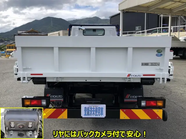 三菱 キャンター 2PG-FEB90(2WD)の写真3