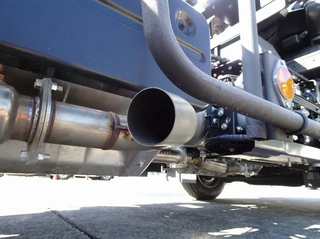 いすゞ フォワード 2RG-FRR90S4(2WD)の写真29