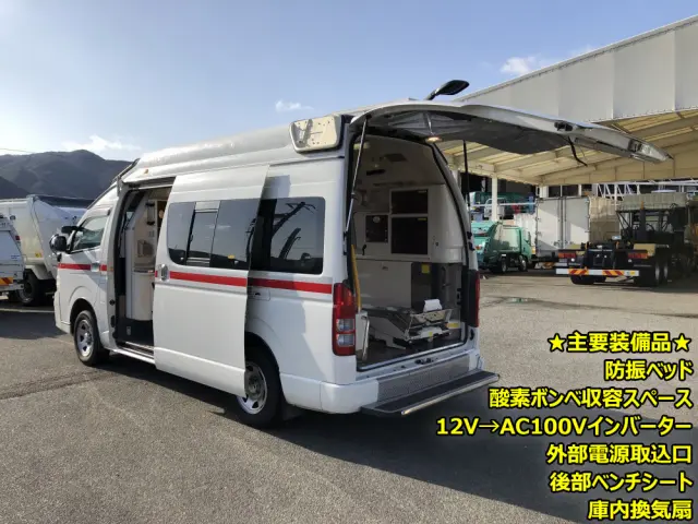 トヨタ ハイエース CBF-TRH226S(4WD)の写真6