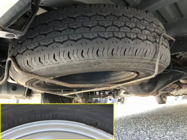 トヨタ ハイエース CBF-TRH226S(4WD)の写真45