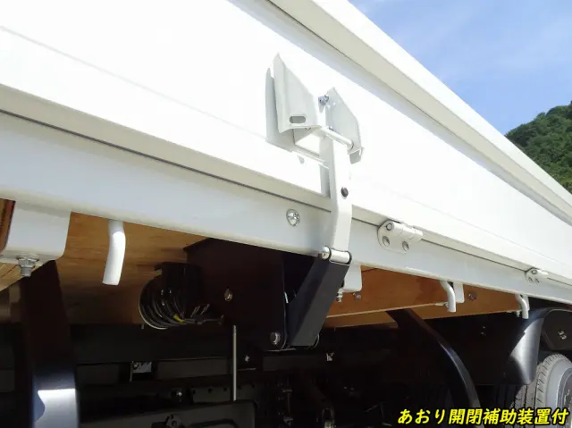 三菱 キャンター 2PG-FEB80(2WD)の写真26