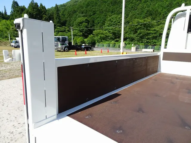 日野 デュトロ 2DG-XZU685M(4WD)の写真12