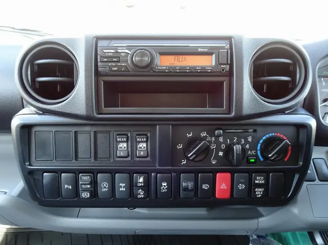 日野 デュトロ 2DG-XZU685M(4WD)の写真37