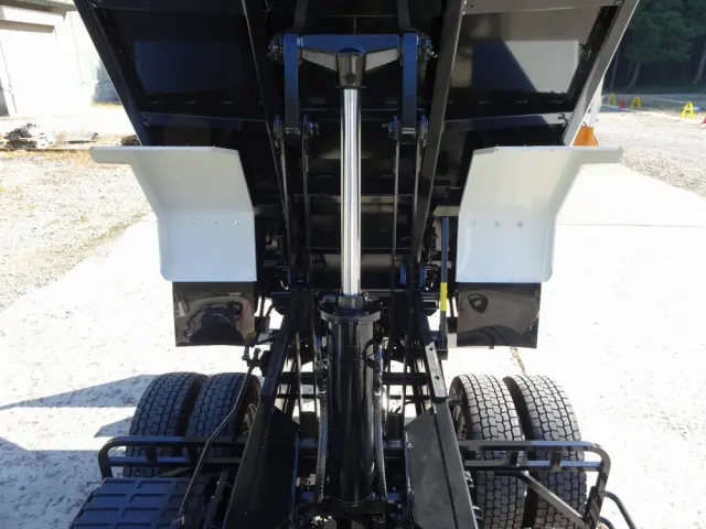 三菱 ファイター 2KG-FK62FZ(2WD)の写真21