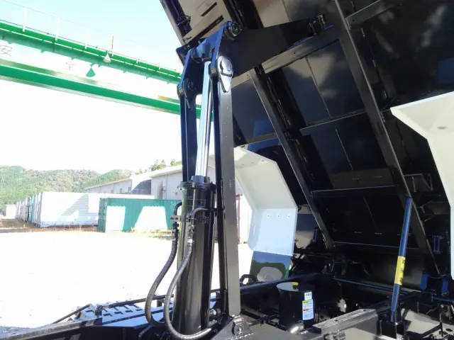 三菱 ファイター 2KG-FK62FZ(2WD)の写真28