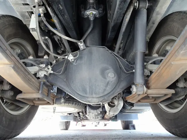 いすゞ エルフ 2RG-NJR88AT(2WD)の写真9