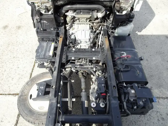 いすゞ エルフ 2RG-NJR88AT(2WD)の写真15